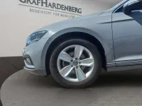 Gebraucht VW Passat Business 200 PS (147 kW) 2023 Grau Kombi