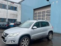 Gebraucht VW Tiguan 140 PS (102 kW) 2008 Silber SUV