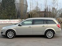 Gebraucht Opel Astra 116 PS (85 kW) 2010 Beige Kombi