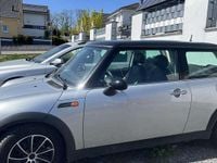 Usado Mini Cooper 116 HP (85 kW) 2002 Prateado Citadino