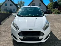 Gebraucht Ford Fiesta 59 PS (43 kW) 2012 Weiß Kleinwagen