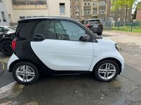 gebraucht Smart ForTwo Electric Drive coupe EQ Bremsassistent LED SHZ