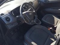 Gebraucht Hyundai i10 Passion 67 PS (49 kW) 2016 Schwarz Kleinwagen