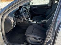 Gebraucht Audi A3 Sport 150 PS (110 kW) 2018 Grau Limousine