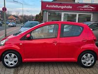 Gebraucht Toyota Aygo Cool 68 PS (50 kW) 2007 Rot Kleinwagen