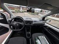 Gebraucht VW up! 60 PS (44 kW) 2018 Weiß Kleinwagen