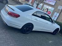 Gebraucht Mercedes E200 136 PS (100 kW) 2014 Weiß Limousine