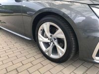 Gebraucht Audi A4 S-Line 204 PS (150 kW) 2023 Grau Kombi