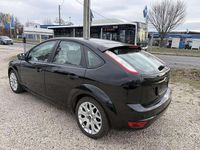 Gebraucht Ford Focus 116 PS (85 kW) 2009 Schwarz Limousine