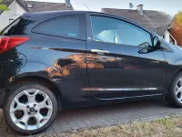 Gebraucht Ford Ka Individual 69 PS (50 kW) 2011 Schwarz Kleinwagen