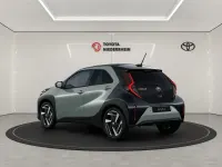 Neu Toyota Aygo X Lounge 116 PS (85 kW) 2026 Grün SUV