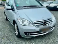 Gebraucht Mercedes A180 116 PS (85 kW) 2011 Silber Kleinwagen