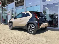 Neu Toyota Aygo X 72 PS (52 kW) 2025 Ginger beige metallic/dach mys SUV