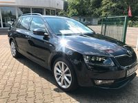 gebraucht Skoda Octavia Combi Joy AUTOMATIK Navi,Xenon, Allwetterr.....