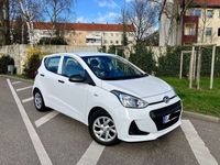 gebraucht Hyundai i10 i10 iA weiß Autoweiss Kleinwagen Car