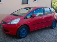 Gebraucht Honda Jazz S 90 PS (66 kW) 2011 Rot Kleinwagen