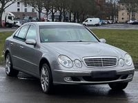 Usado Mercedes E320 224 HP (164 kW) 2003 Cinzento Sedan