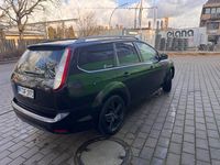 Gebraucht Ford Focus 109 PS (80 kW) 2010 Schwarz Limousine