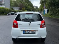 Usata Suzuki Alto Basic 68 CV (50 kW) 2009 Bianco Utilitaria
