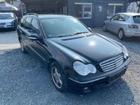 Gebraucht Mercedes C220 150 PS (110 kW) 2006 Obsidianschwarz  metalliclack Kombi
