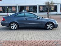 Gebraucht Mercedes CLK200 163 PS (119 kW) 2004 Blau Coupé