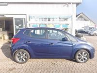 Gebraucht Hyundai i20 125 PS (91 kW) 2019 Blau Van / Kleinbus