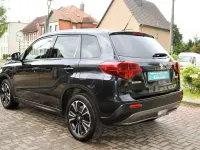 Gebraucht Suzuki Vitara Comfort+ 140 PS (102 kW) 2019 Schwarz SUV