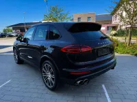 Gebraucht Porsche Cayenne Platinum Edition 333 PS (244 kW) 2016 Violett SUV