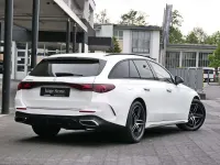 Gebraucht Mercedes E220 AMG 197 PS (144 kW) 2025 Polarweiss Kombi