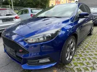 Gebraucht Ford Focus ST 250 PS (183 kW) 2017 Blau Limousine