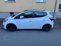 Gebraucht Hyundai ix20 Passion Plus 90 PS (66 kW) 2017 Weiß Kleinwagen