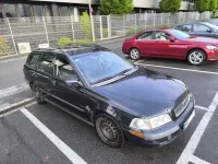 Gebraucht Volvo V40 122 PS (89 kW) 2001 Schwarz Kombi