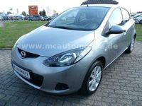 Gebraucht Mazda 2 Independence 75 PS (55 kW) 2009 Silber metallic Kleinwagen