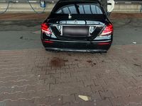 Gebraucht Mercedes E220 194 PS (142 kW) 2016 Schwarz Limousine
