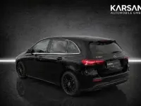 Gebraucht Mercedes B180 116 PS (85 kW) 2023 Schwarz Kleinwagen