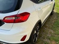 Gebraucht Ford Fiesta Active X 125 PS (91 kW) 2020 Weiß Kleinwagen