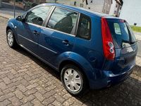 Używany Ford Fiesta 70 KM (51 kW) 2007 Niebieski Hatchback