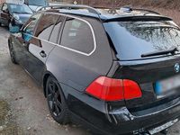 Gebraucht BMW 523 190 PS (139 kW) 2008 Schwarz Kombi