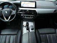 gebraucht BMW 530 d xDrive Touring Luxury Line Laserlicht. AHK.