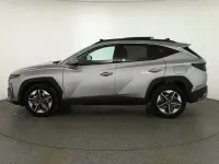 Neu Hyundai Tucson 150 PS (110 kW) 2025 Silber SUV