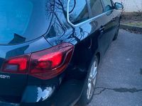 Gebraucht Opel Astra 160 PS (117 kW) 2011 Schwarz Kombi