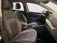 Gebraucht VW Golf VIII Active 150 PS (110 kW) 2022 Deep black perleffekt (metallic) Limousine