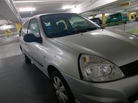 Używany Renault Clio II 75 KM (55 kW) 2009 Srebrny Hatchback