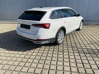 Gebraucht Skoda Octavia 150 PS (110 kW) 2022 Weiß Limousine