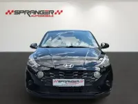 Gebraucht Hyundai i10 Trend 84 PS (61 kW) 2022 Phantom black / met Kleinwagen