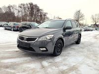 Gebraucht Kia Ceed Sportswagon Vision 116 PS (85 kW) 2010 Grau Kombi