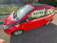 Gebraucht Toyota Aygo 2014 Rot Kleinwagen