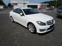 Gebraucht Mercedes C250 AMG 204 PS (150 kW) 2012 Weiß Coupé