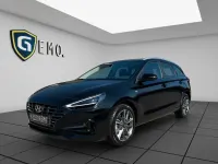 Gebraucht Hyundai i30 Trend 120 PS (88 kW) 2023 Schwarz Kombi