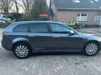 Second-hand Alfa Romeo 159 Ti 170 CP (125 kW) 2011 Argintiu Break